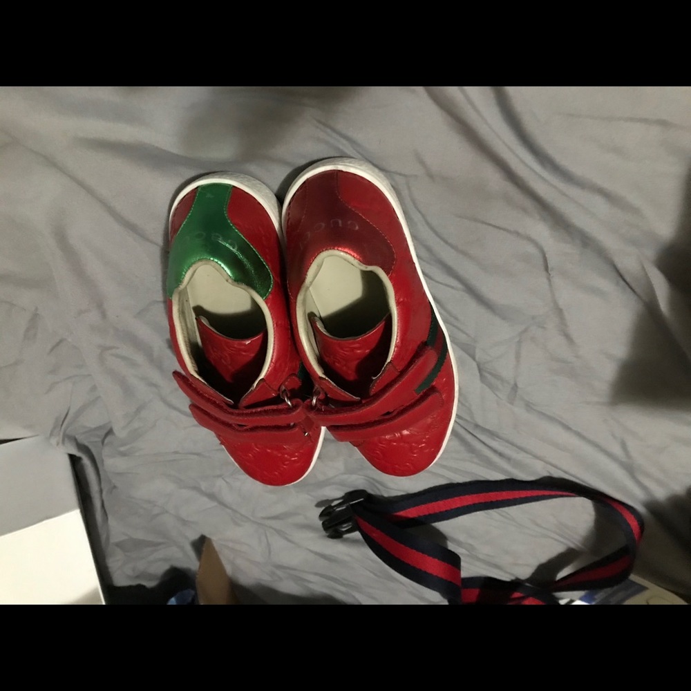 Gucci boy shoes , Burberry boy sandals
